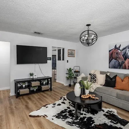 Arlington Retreat Near Stadiums And Six Flags